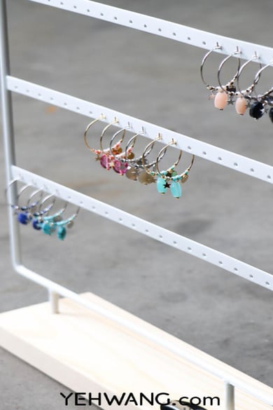 Gran exhibidor de pendientes Negro Metal h5 Imagen2